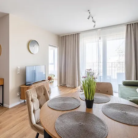 Gogdansk One Free Parking * גדנסק